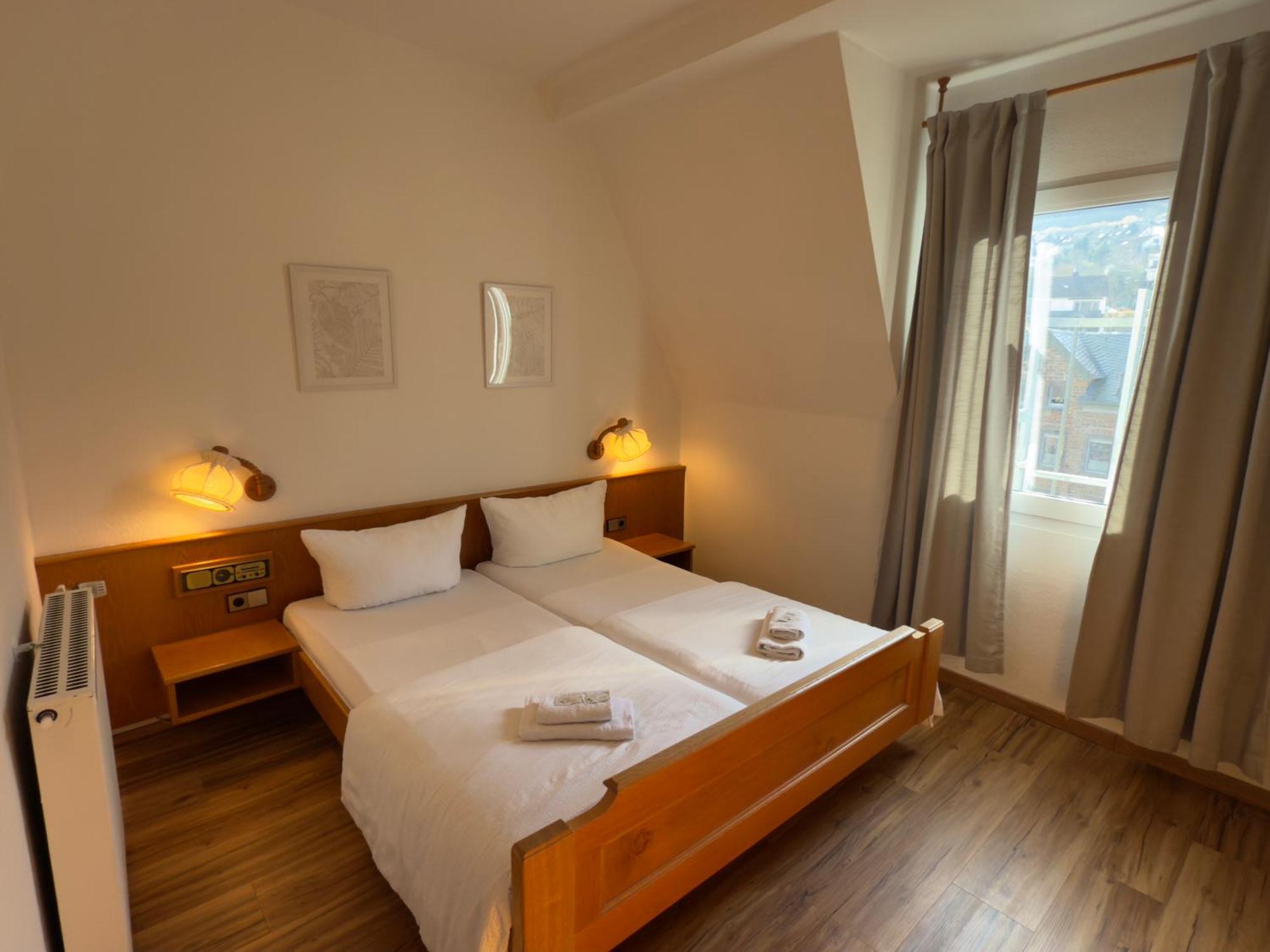 Hotel "Zur Schoenen Aussicht" Cochem Dış mekan fotoğraf