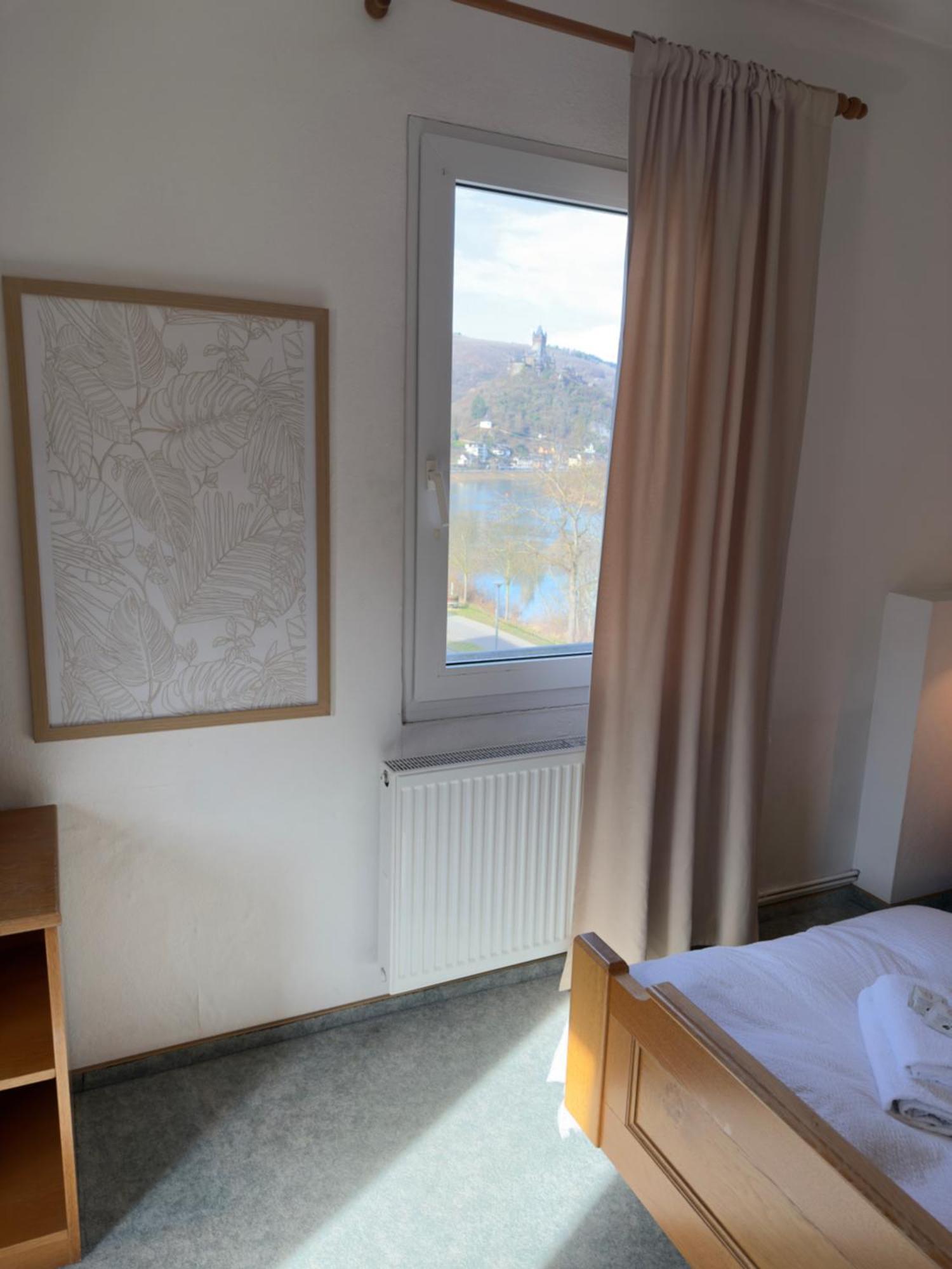 Hotel "Zur Schoenen Aussicht" Cochem Dış mekan fotoğraf